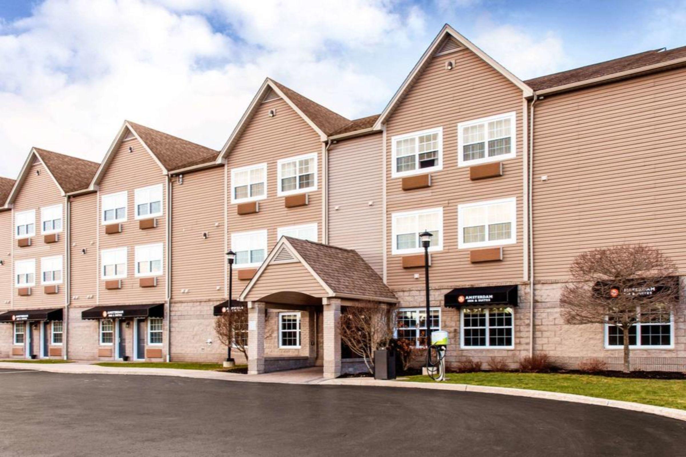 Quality Inn & Suites Quispamsis Rothesay Bagian luar foto