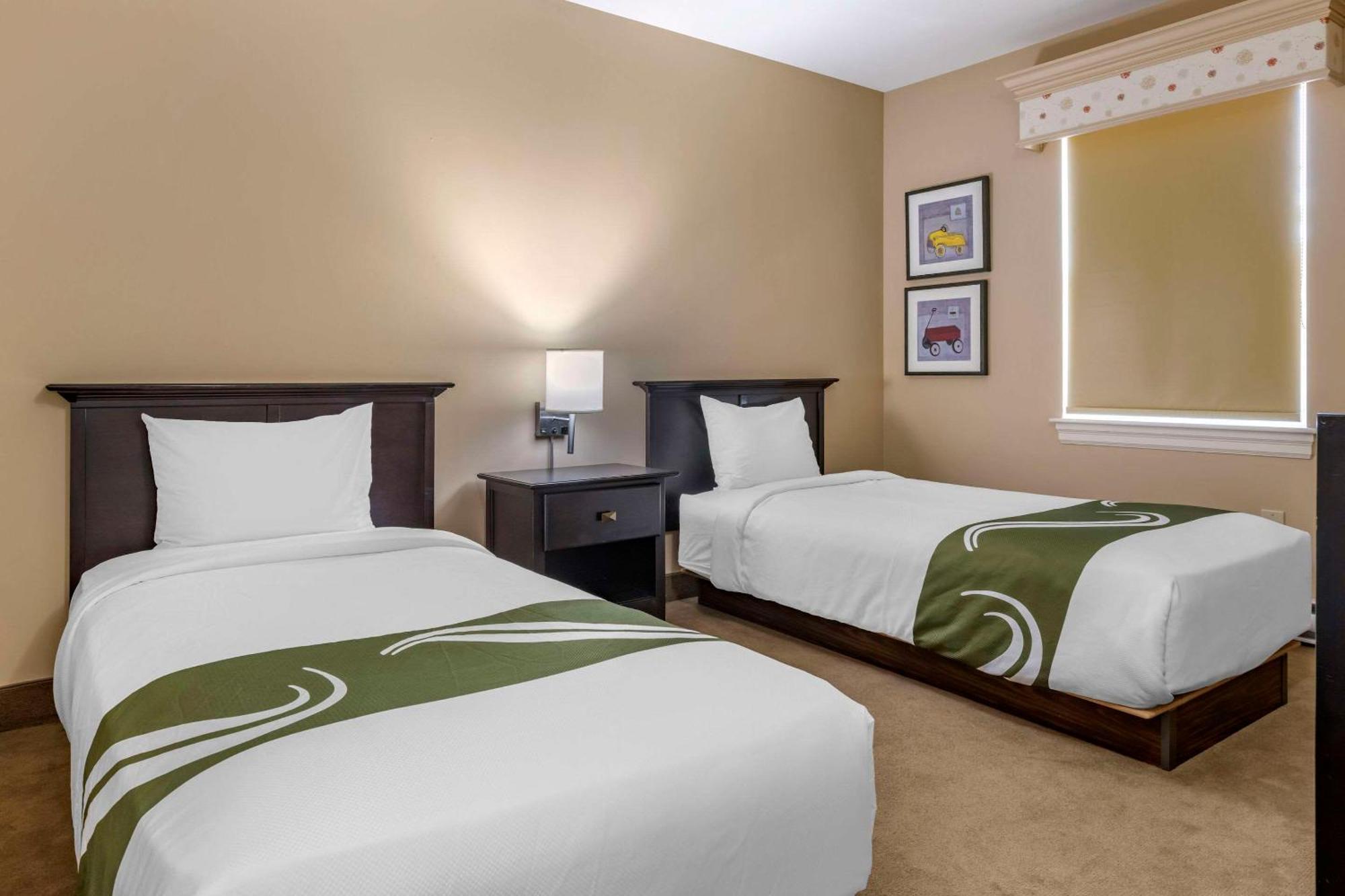 Quality Inn & Suites Quispamsis Rothesay Bagian luar foto
