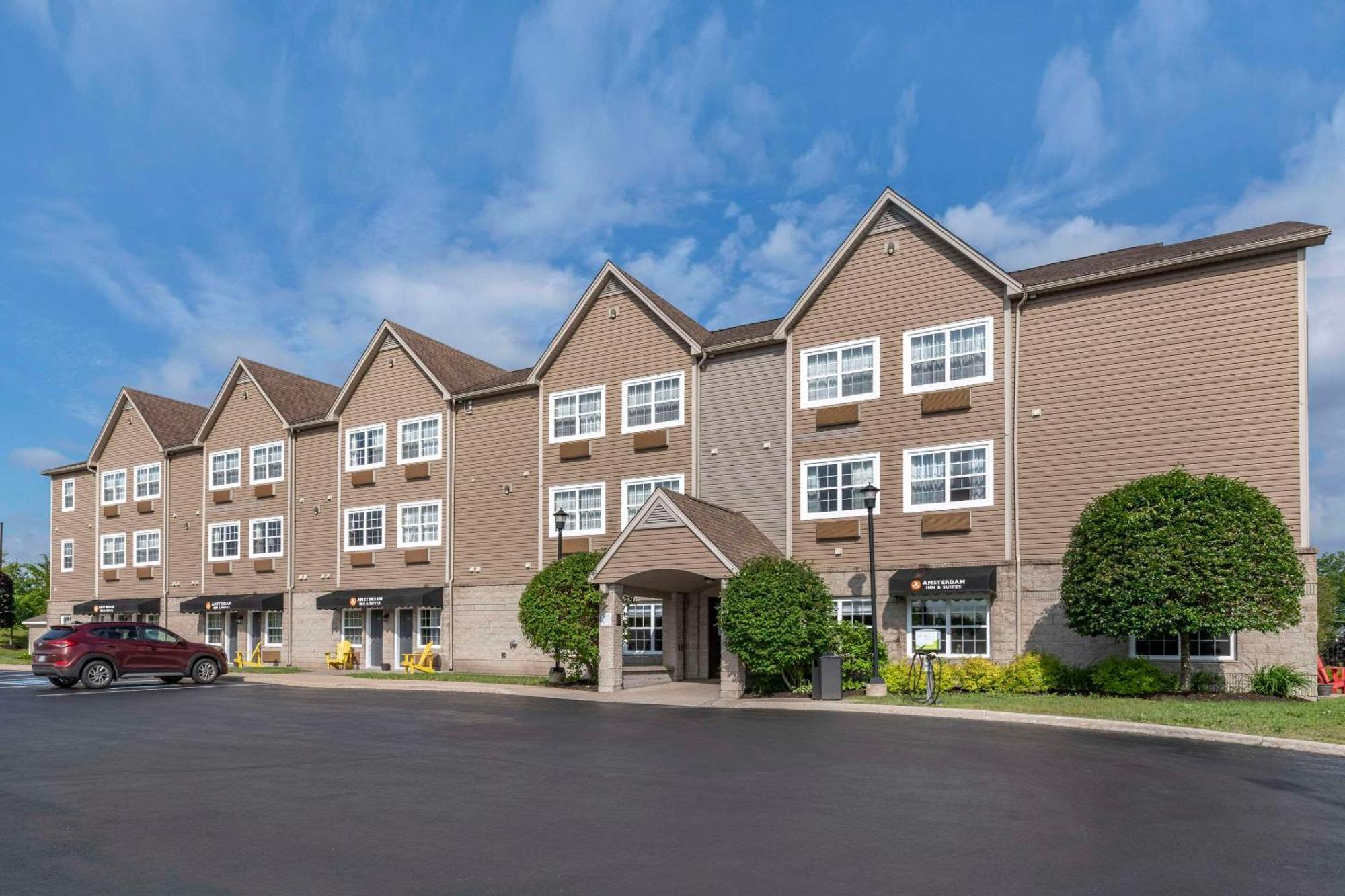 Quality Inn & Suites Quispamsis Rothesay Bagian luar foto