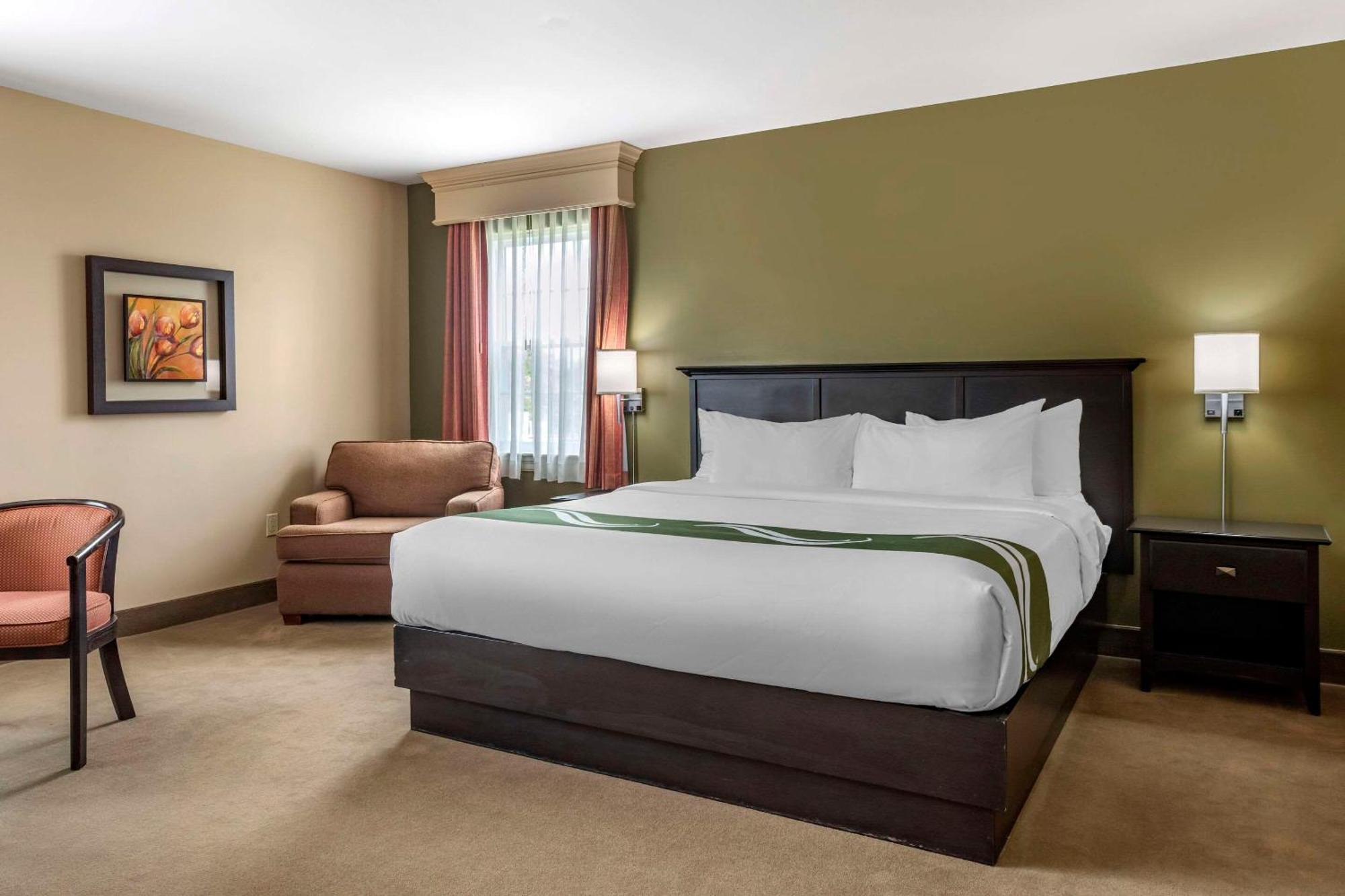 Quality Inn & Suites Quispamsis Rothesay Bagian luar foto