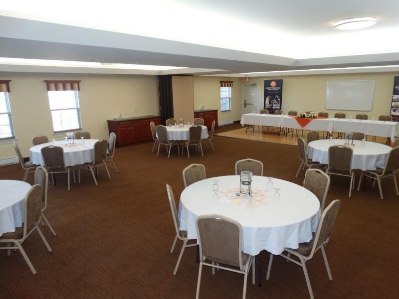 Quality Inn & Suites Quispamsis Rothesay Bagian luar foto